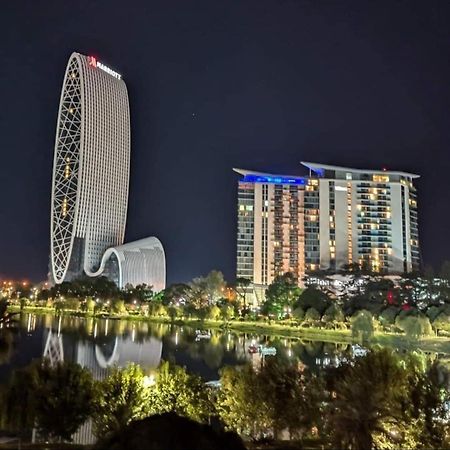 Apartament With Sea View Apartment บาทูมิ ภายนอก รูปภาพ