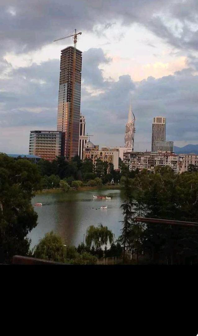 Apartament With Sea View Apartment บาทูมิ ภายนอก รูปภาพ