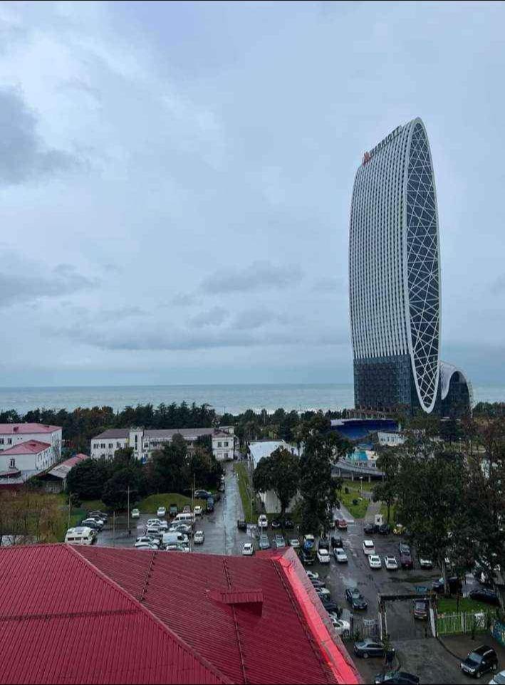 Apartament With Sea View Apartment บาทูมิ ภายนอก รูปภาพ